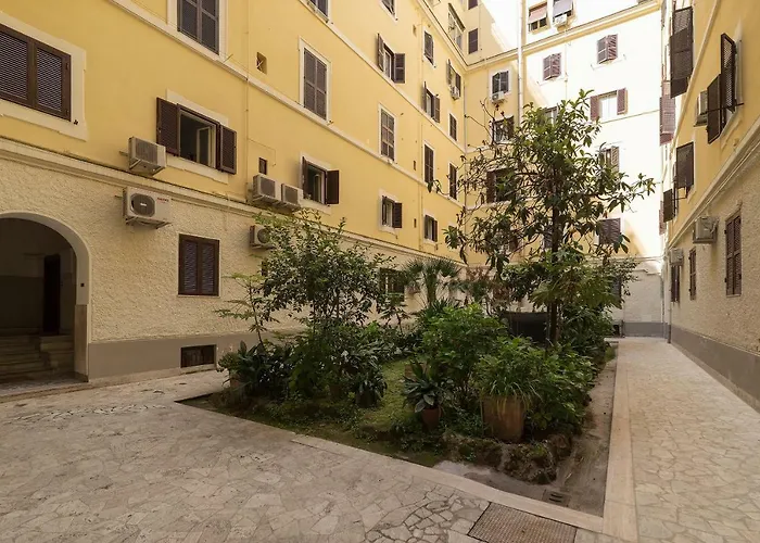 Augustus Suite Near Saint Peter